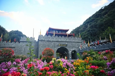 龙岩市新罗区富溪大峡谷景区。龙岩市文化和旅游局供图